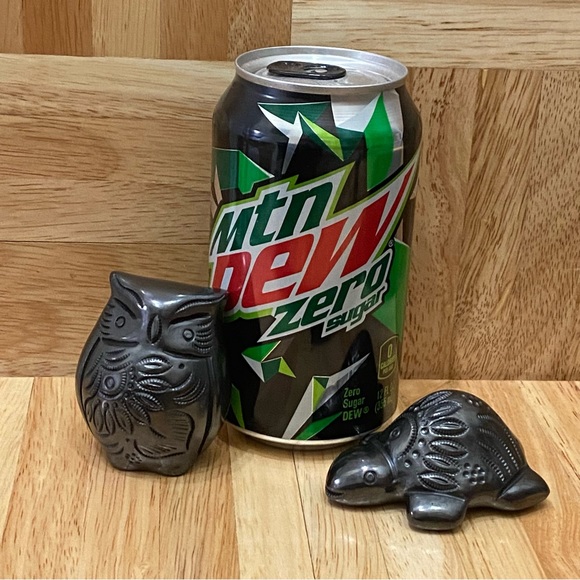 Vintage Black Ceramic Owl and Turtle Mini Figurine - Picture 3 of 10